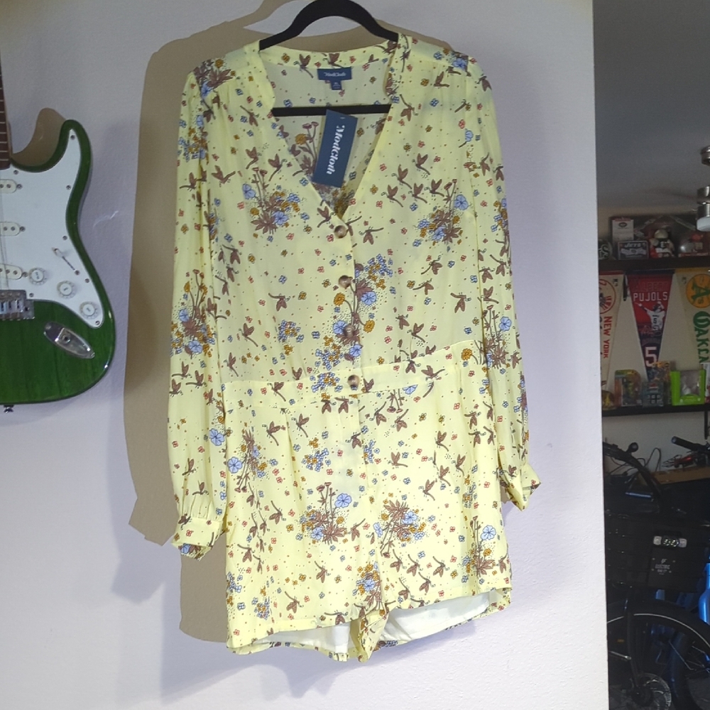 Time and Tru Light Yellow Floral Blouse